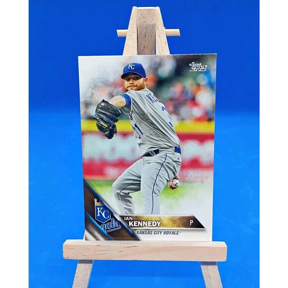 2016 Topps Update Series - Ian Kennedy #US212 - Picture 1 of 4